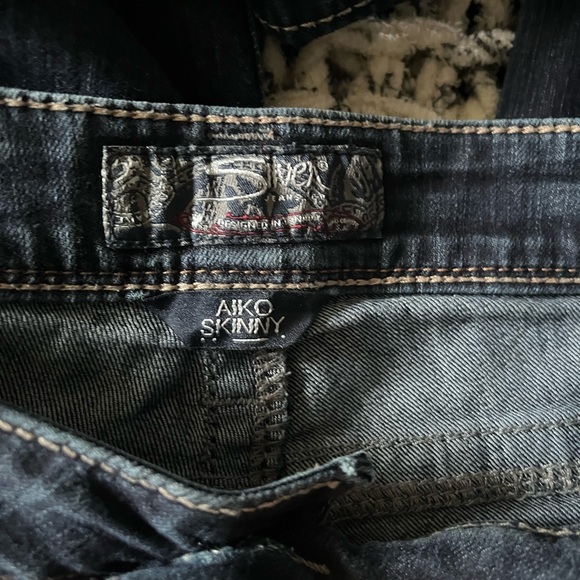 Silver Jeans Aiko Skinny - Picture 3 of 5